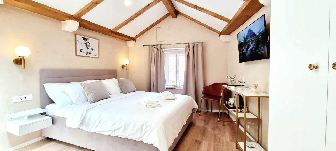Mascheroni Luxury Rooms ดูบรอฟนิก ภายนอก รูปภาพ